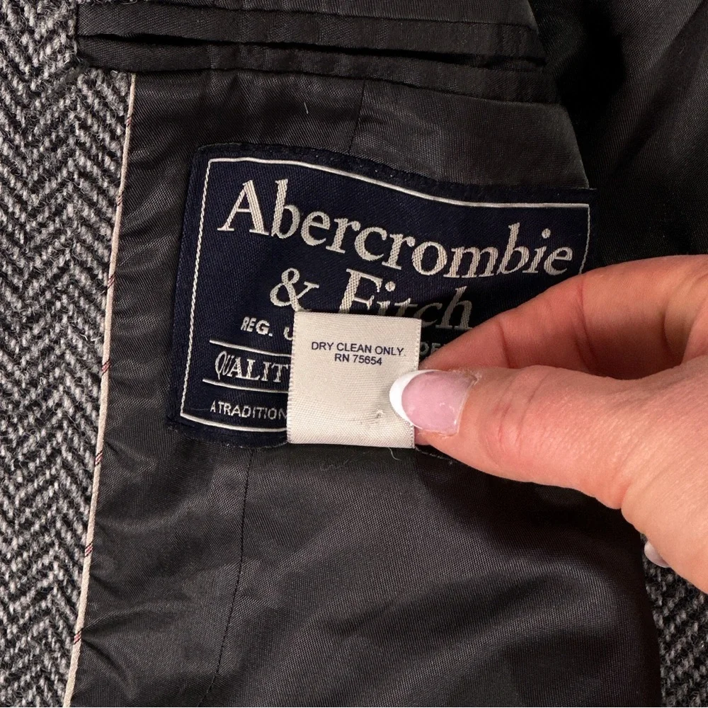 Abercrombie & Fitch classic tailored